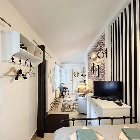 Appartamento Alandala By The Center *
