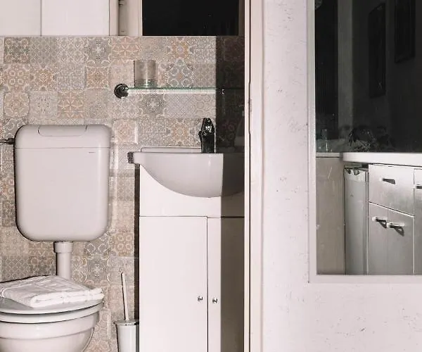 Alandala By The Center